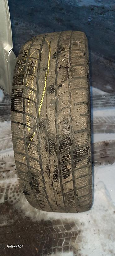 Шины: Шины 235 / 65 / R 17, Зима, Б/у, Внедорожные (АТ/МТ), США, Continental — 3