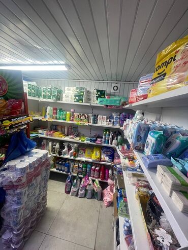 дом торговли: Продаётся полностью оборудованный магазин площадью 48 кв.м.