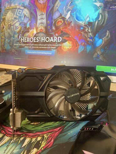 Lüğətlər: Videokart Gigabyte GeForce GTX 750, < 4 GB