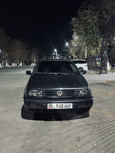 двигатель пассат б3 1.8 моно купить в бишкеке: Volkswagen Vento: 1993 г., 1.8 л, Механика, Газ, Седан