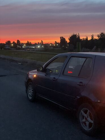 катушка пассат б3: Volkswagen Golf: 1992 г., 1.8 л, Механика, Бензин, Хетчбек