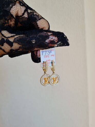 Sırğalar: Sırğa, Bvlgari, Sarı qızıl, 585 Əyar, 2 g, Ünvandan götürmə -da lalafo.az — 9 Sırğalar: Sırğa, Bvlgari, Sarı qızıl, 585 Əyar, 2 g, Ünvandan götürmə — 9