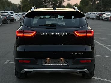 baic eu5: Jetour X70M: 2023 г., 1.5 л, Бензин, Кроссовер — 4