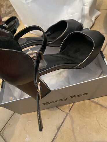 магазин обувь: Босоножки летние,удобные от Meray Kee
