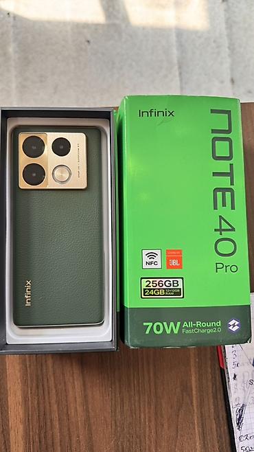 infinix note 40 pro: Infinix Note 40 Pro, 256 GB, rəng - Yaşıl, Sensor — 9
