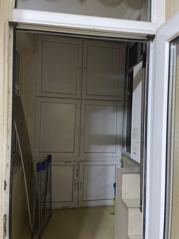 Köhnə tikili: Bakı, 9-cu mikrorayon, 3 otaqlı, Köhnə tikili, m. Memar Əcəmi, 127 kv. m — 12