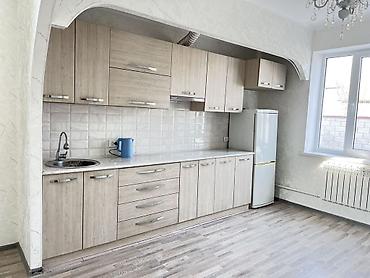 Продажа коттеджей и домов: 🏡 **СРОЧНО ПРОДАЁТСЯ ДОМ** 📍 Район: Калыс-Ордо ж/м 🏠 Комнаты: 5 📐 — 19