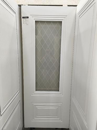 Ağ rəngli daxili qapı – şüşəli, klassik dizayn - Material: MDF lalafo.az -da Ağ rəngli daxili qapı – şüşəli, klassik dizayn - Material: MDF