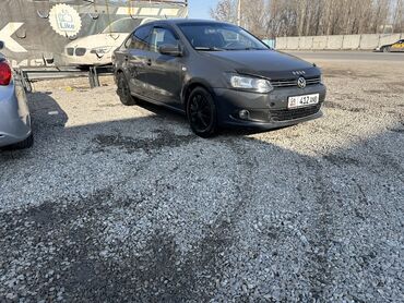 volkswagen поло: Volkswagen Polo: 2012 г., 1.6 л, Механика, Бензин, Седан