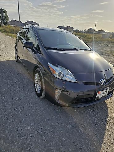 ош жапалак: Toyota Prius: 2015 г., 1.8 л, Автомат, Гибрид, Хетчбек — 1