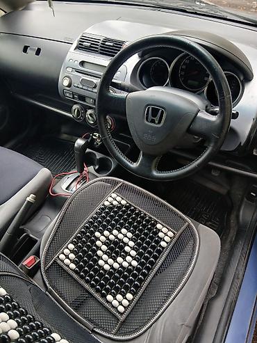 fit 2004: Honda Fit: 2003 г., 1.3 л, Вариатор, Бензин, Хэтчбэк — 6