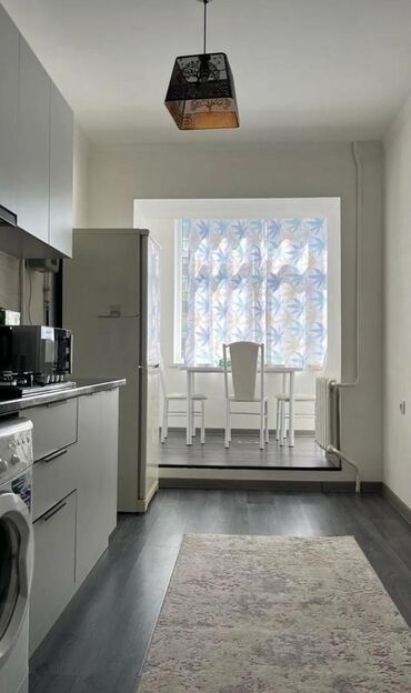 2 комнатная квартира в бишкеке купить: 2 бөлмө, 50 кв. м, Жеке план, 4 кабат, Евроремонт