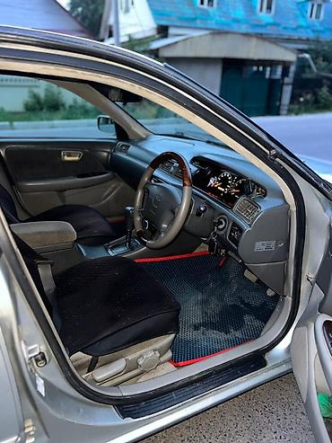 Продажа авто: Toyota Camry: 2000 г., 2.2 л, Автомат, Газ, Седан — 8