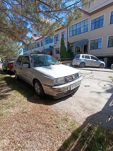 volkswagen vento токмок: Volkswagen Vento: 1995 г., 1.8 л, Механика, Бензин, Седан — 1