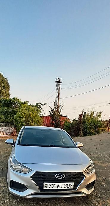 avto aksesuar kredit: Hyundai Accent: 1.6 l | 2018 il Sedan — 2