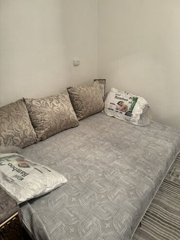 однушка кровать: 1 комната 30 м г Кара Балта 18 $ болгон баасы биринчи этаж толет туш lalafo.kg да однушка кровать: 1 комната 30 м г Кара Балта 18 $ болгон баасы биринчи этаж толет туш