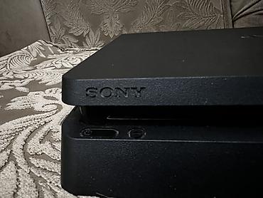 Elektronika: PlayStation 4 Slim (qara) oyun konsolu - Model: PS4 Slim - Rəng — 3
