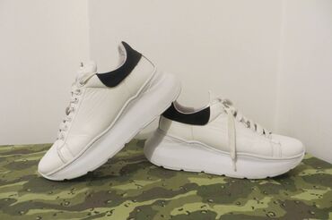 airforce bele: 39, color - White