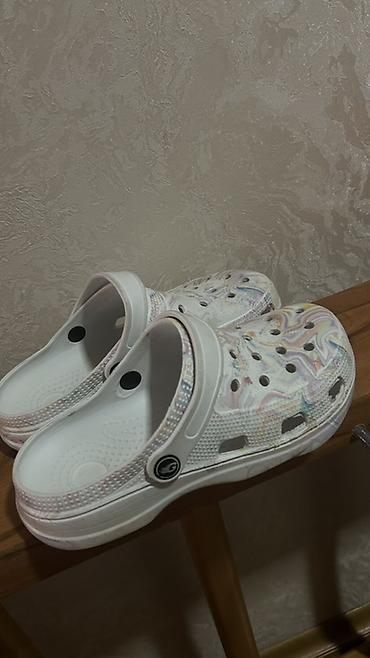 terlik: İKİNCİ ƏL CROCS. ÖLÇÜ- 37 — 2