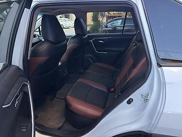 5: Toyota RAV4: 2019 г., 2.5 л, Автомат, Гибрид, Кроссовер — 9