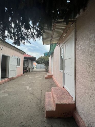 Продажа домов: Дом, 250 м², 11 комнат, Агентство недвижимости, Косметический ремонт — 3