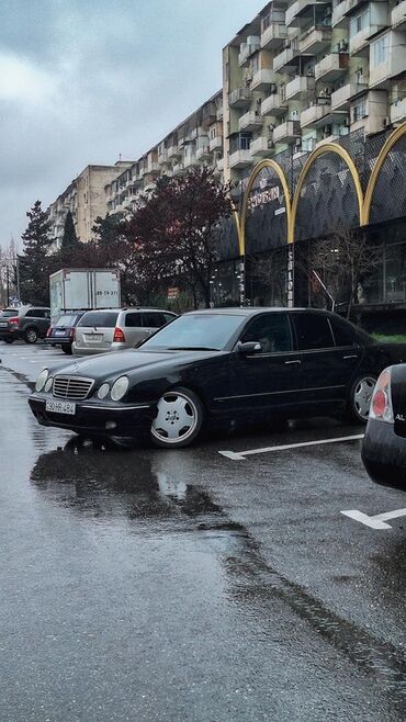 Mercedes-Benz: Mercedes-Benz E-class AMG: 3.2 l | 1999 il Sedan — 4