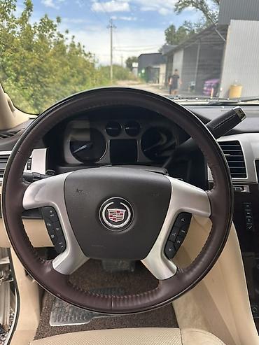 82 2: Cadillac Escalade: 2006 г., 6.2 л, Автомат, Бензин, Внедорожник — 6