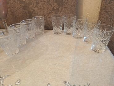 Pəncərə şüşələri: Qədimi Əntiq Sovetdən Qalma TƏZƏ Gözəl təmiz Xrustal rumkalar 4ədəd+ 5 lalafo.az -da Pəncərə şüşələri: Qədimi Əntiq Sovetdən Qalma TƏZƏ Gözəl təmiz Xrustal rumkalar 4ədəd+ 5