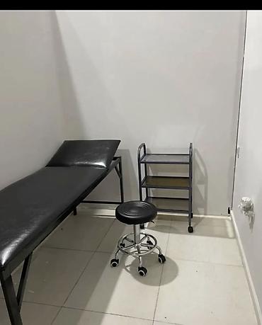 carpayı tek: Tibbi müayinə/estetik prosedur üçün mebel dəsti Tərkibi: - Metal — 1