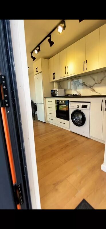 Долгосрочная аренда домов: 28 м², 1 комната, Утепленный, Забор, огорожен — 2