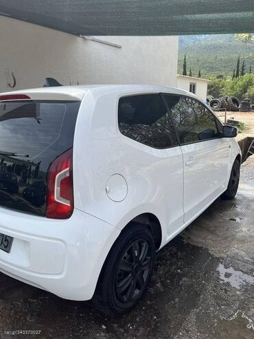 Volkswagen: Volkswagen Up: 1 l. | 2016 έ. Χάτσμπακ — 2