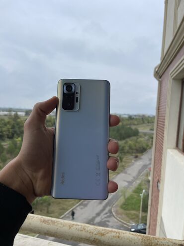 телефон fly ds133: Xiaomi Redmi Note 10 Pro, 128 ГБ, цвет - Голубой, 
 Отпечаток пальца, Face ID