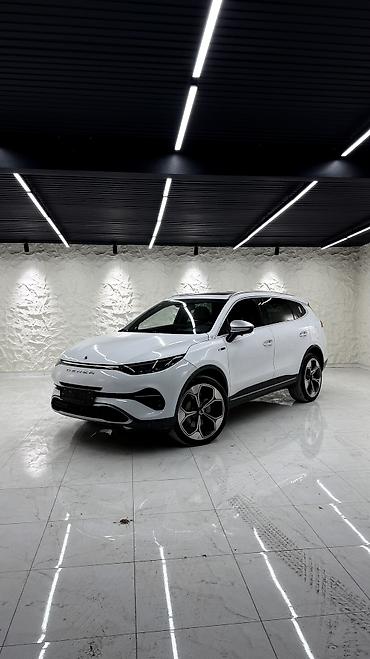 wuling mini ev: BYD : 2021 г., 2 л, Робот, Бензин, Кроссовер — 1