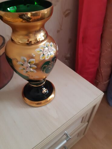 Vazalar: Vaza dəsti, Xrustal — 17