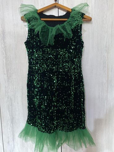 зеленое вечернее платье: Кече көйнөгү, Классикалык, Кыска модель, Жеңдери жок, Пайеткалар, S (EU 36)