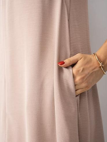 Повседневные платья: Сарафан
Размер М at lalafo.kg — 4 Повседневные платья: Сарафан
Размер М — 4