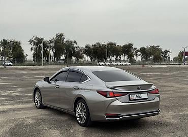 Lexus: Lexus ES: 2019 г., 2.5 л, Автомат, Гибрид, Седан — 3