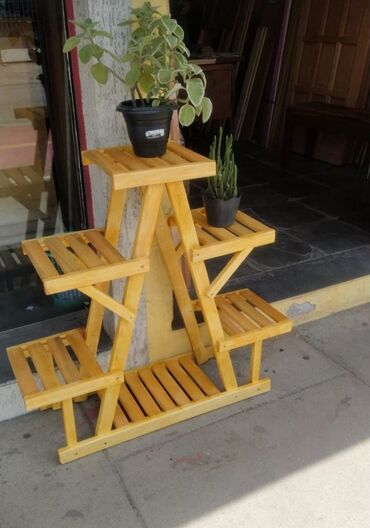 Bitkilər üçün dibçəklər: Dibçək və dibçək atlıqlarının sifarişlə hazırlanması Qiymət minimum — 6