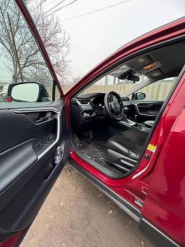 Toyota: Toyota RAV4: 2019 г., 2.5 л, Автомат, Бензин, Кроссовер — 4