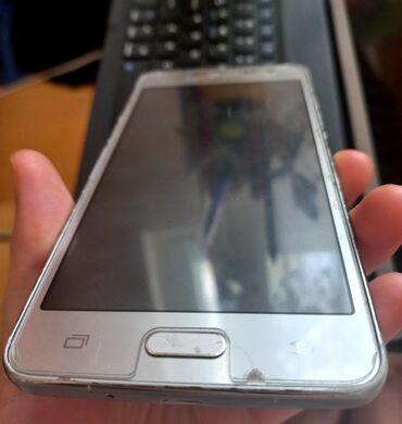 telefon satislari: Samsung Galaxy J5, 4 GB, rəng - Gümüşü, Sensor
