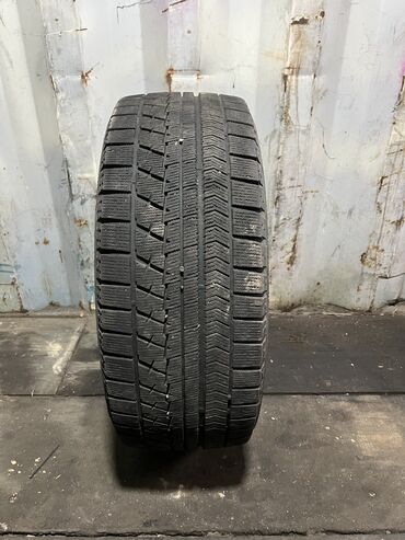 Шины: Шины 225 / 50 / R 18, Зима, Б/у, 1 шт, Легковые, Япония, Bridgestone