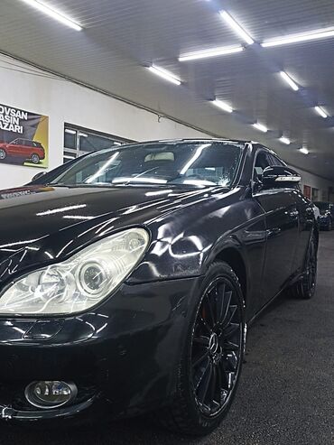 Mercedes-Benz: Mercedes-Benz CLS-Class: 3.5 l | 2006 il Kupe — 2