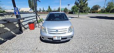 e2 byd: Toyota Ist: 2002 г., 1.3 л, Автомат, Бензин — 3