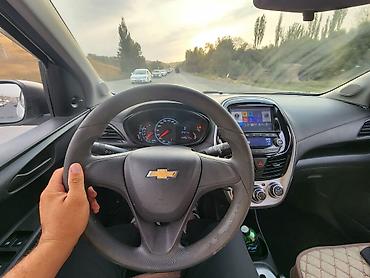 mersedes e320: Chevrolet Spark: 2016 г., 0.1 л, Автомат, Бензин, Хэтчбэк — 6