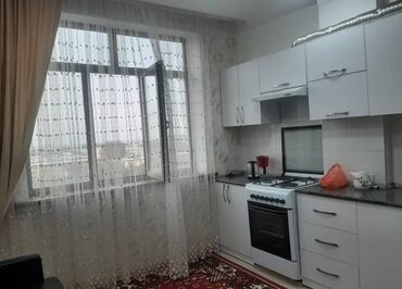 сдается квартира боконбаева: 1 комната, Собственник, Без подселения, С мебелью частично