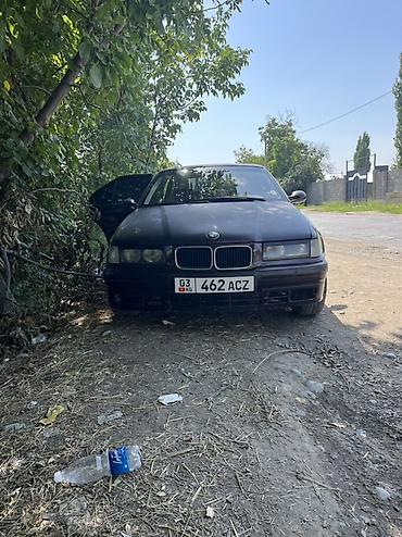 лак авто: BMW 3 series: 1992 г., Механика, Бензин, Седан — 7