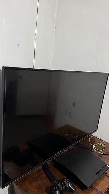 светодиодная лампы: Телевизор Yasin, диагональ 50". Тонкие рамки, настольная — 2