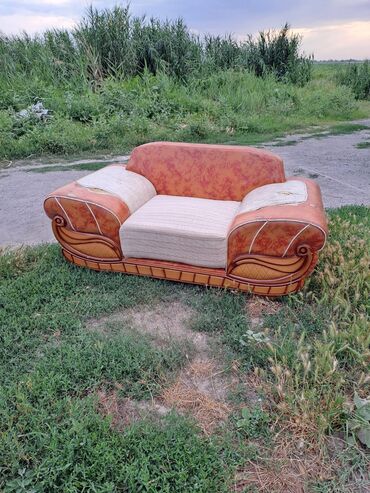 двух спалка диван: Түз диван, түсү - Күрөң, Колдонулган