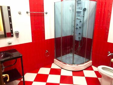 Ofislər: Nərimanov rayonu, “Məmməd Araz (köhnə Teymur Əliyev küçəsi)”, “Avropa — 12