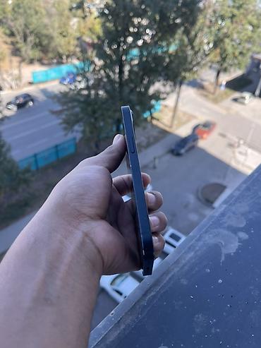 Мобильные телефоны и аксессуары: IPhone 13, Б/у, 128 ГБ, Midnight — 2